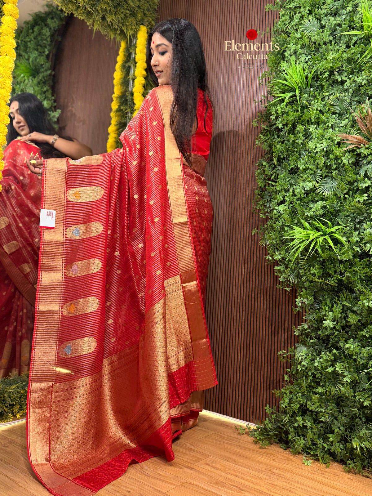 Benarasi Vermillion Red Tissue Silk Saree