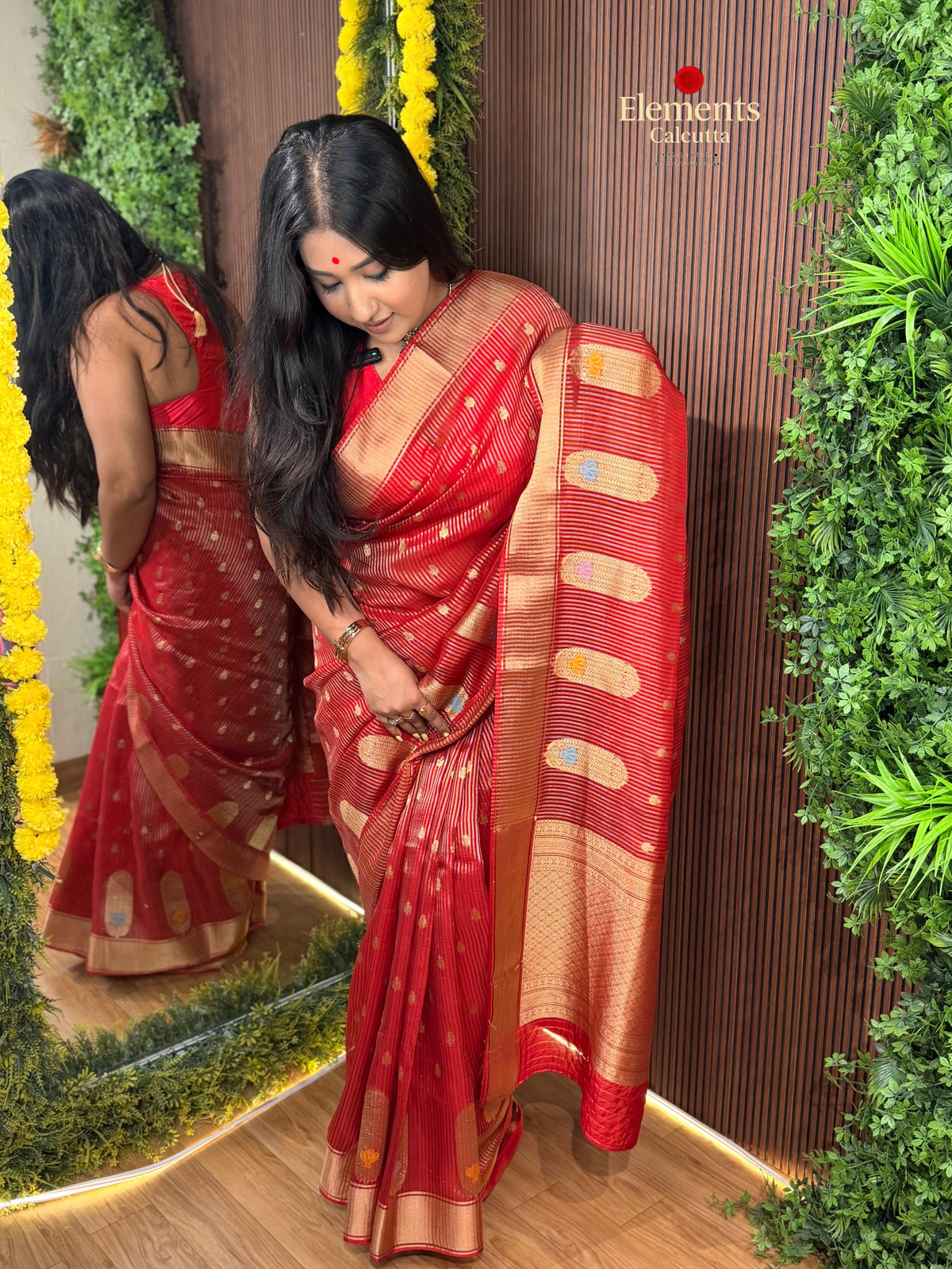 Benarasi Vermillion Red Tissue Silk Saree