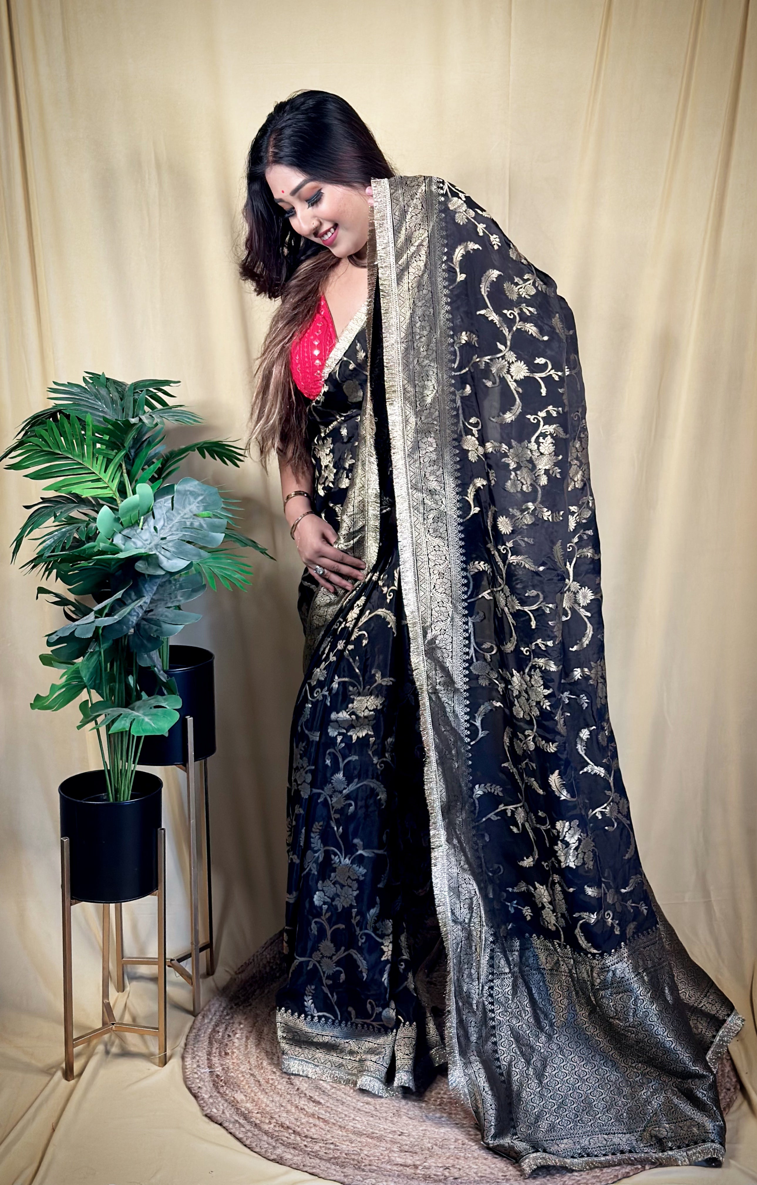 Crepe Jangla Benrasi Saree