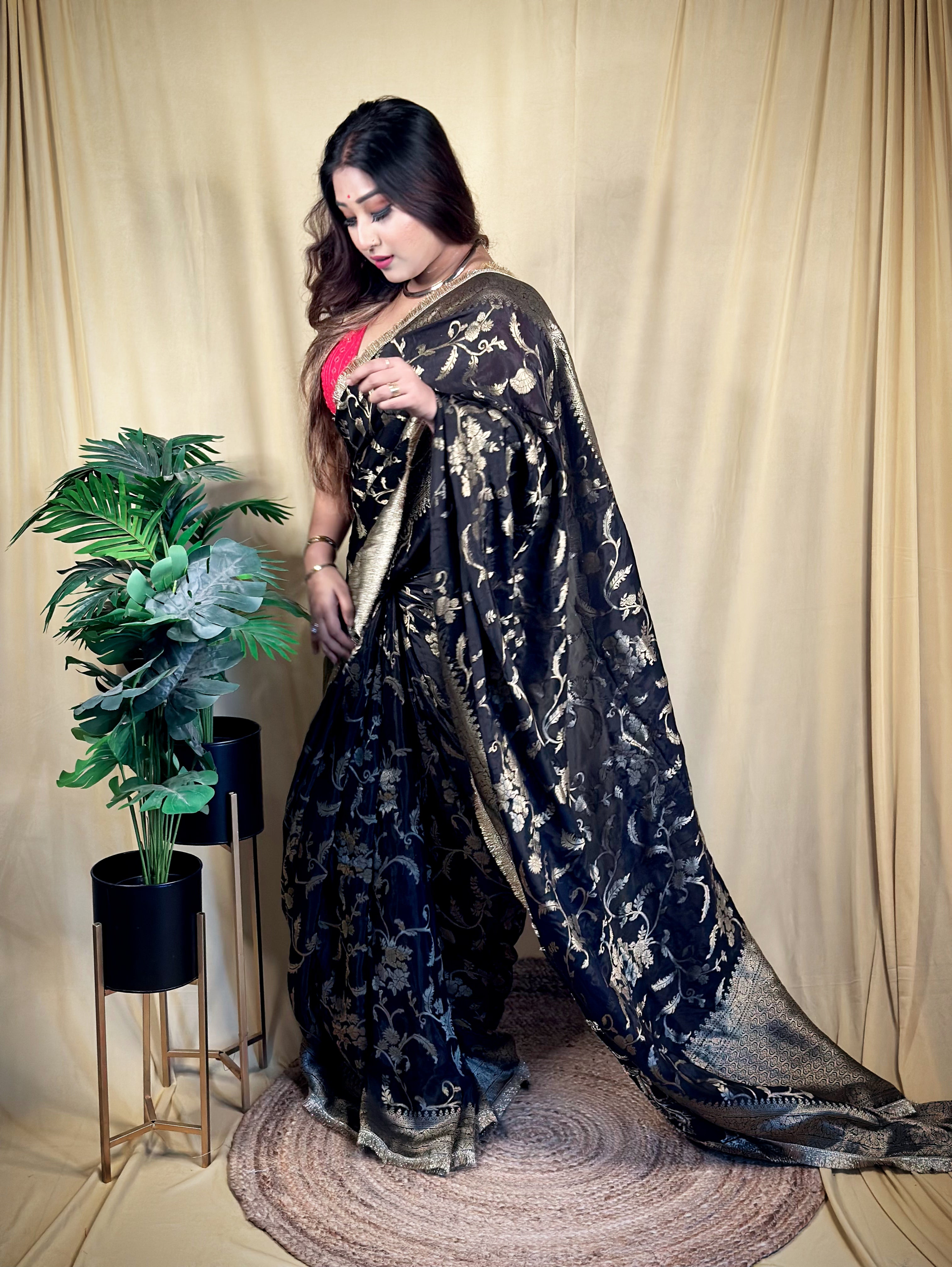 Crepe Jangla Benrasi Saree