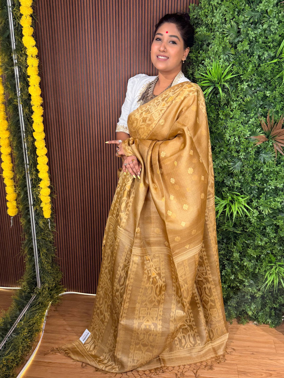 Pure Gachi By Gachi Tussar Needlework Jamdani with Allover Buta weaved Saree