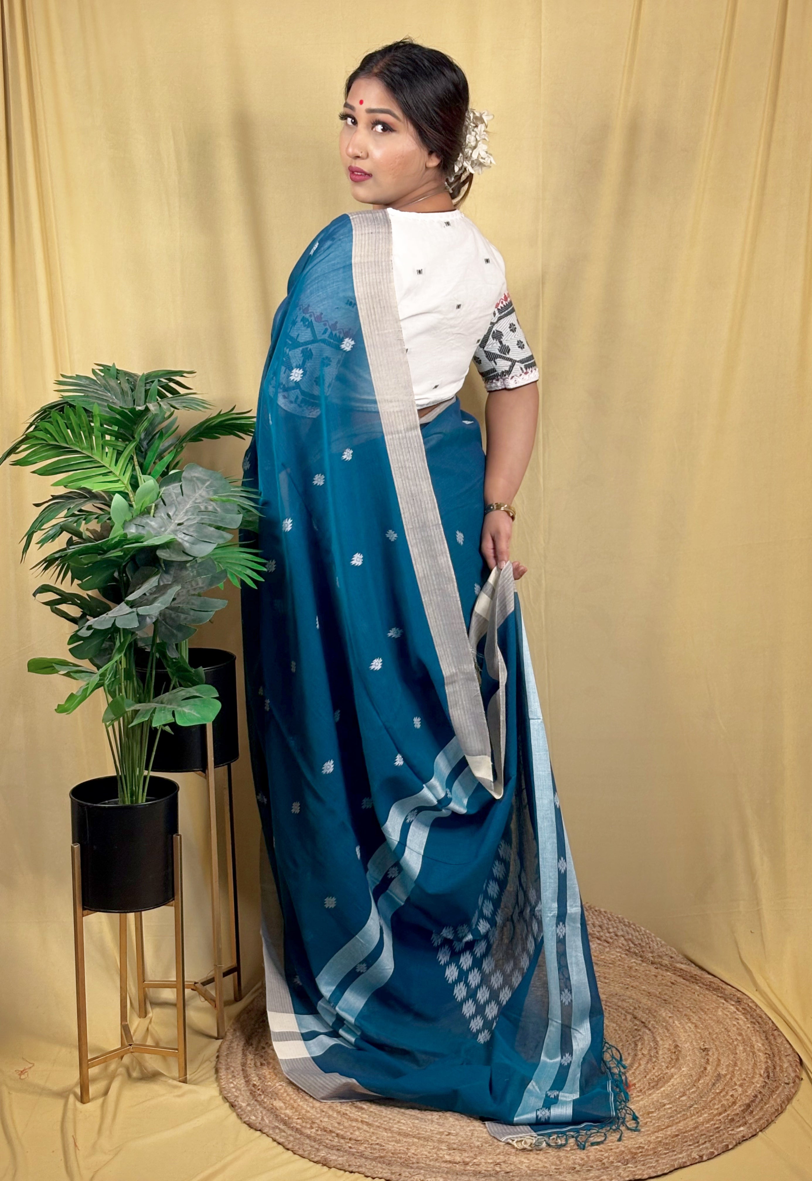 Malai Cotton Bindi Buta Saree