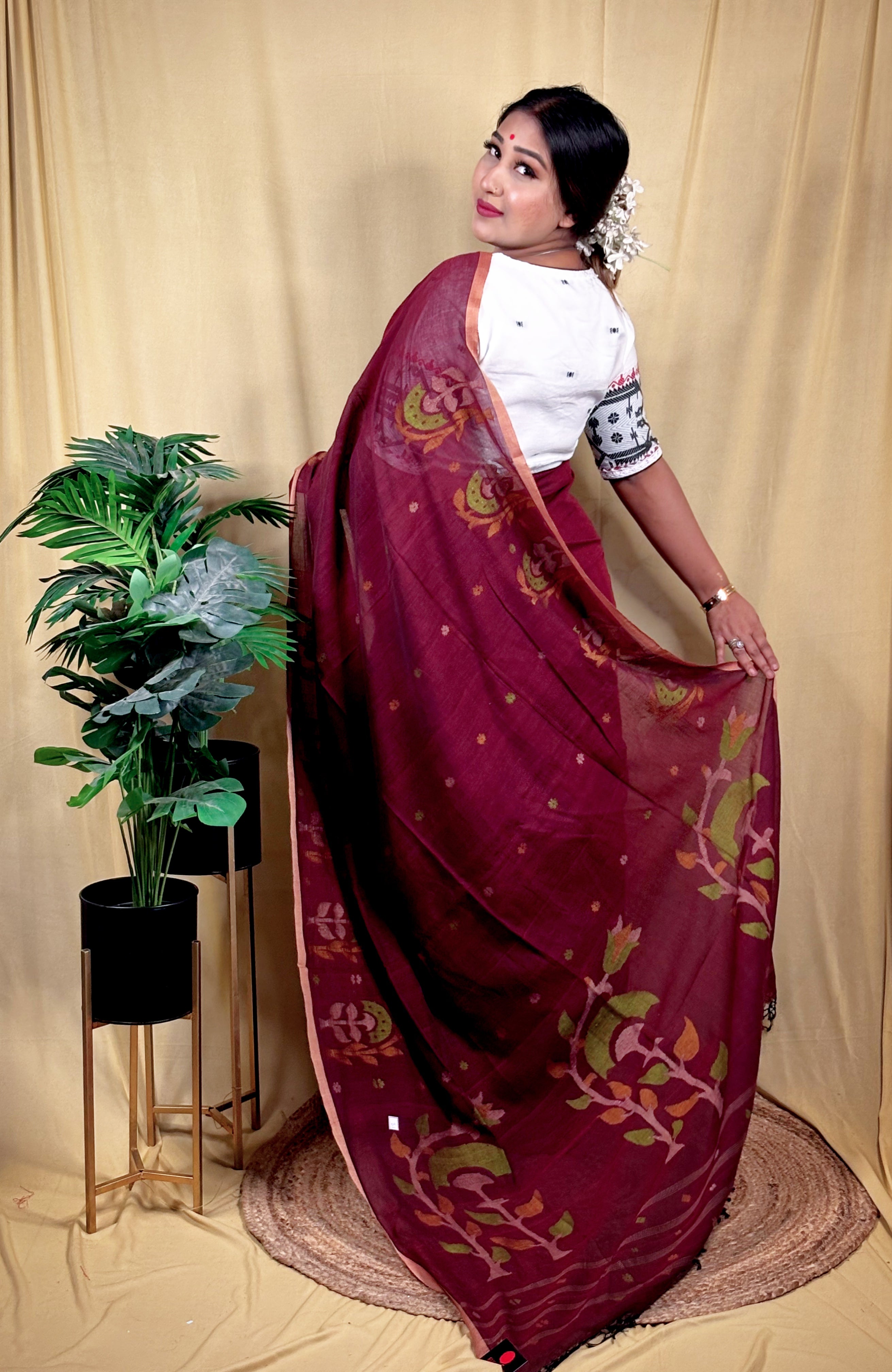 Malai Cotton Lata-pata Jamdani Saree (Handwoven)