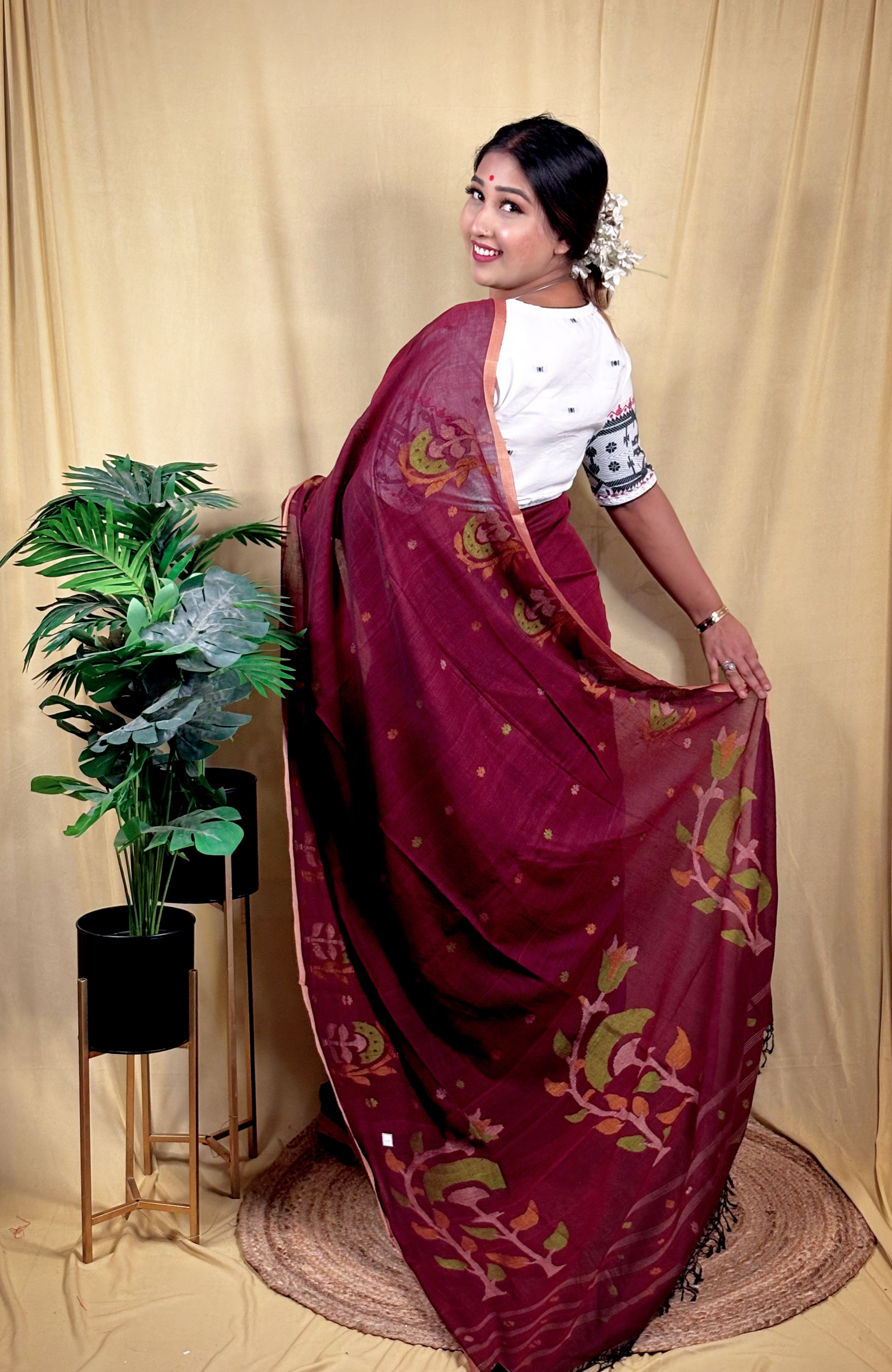 Malai Cotton Lata-pata Jamdani Saree (Handwoven)