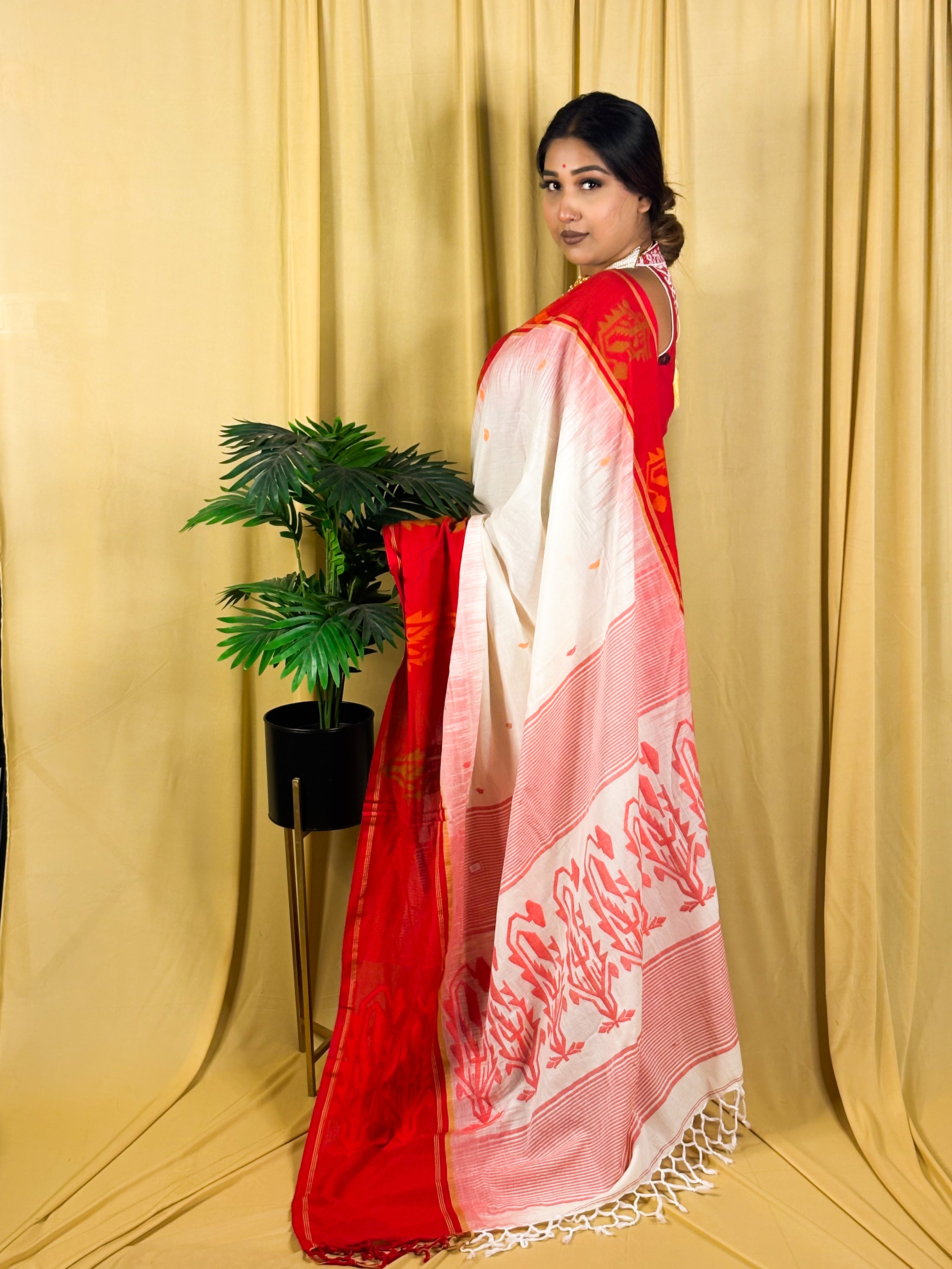 Maha paar Rani Maa - Cotton Jamdani Saree