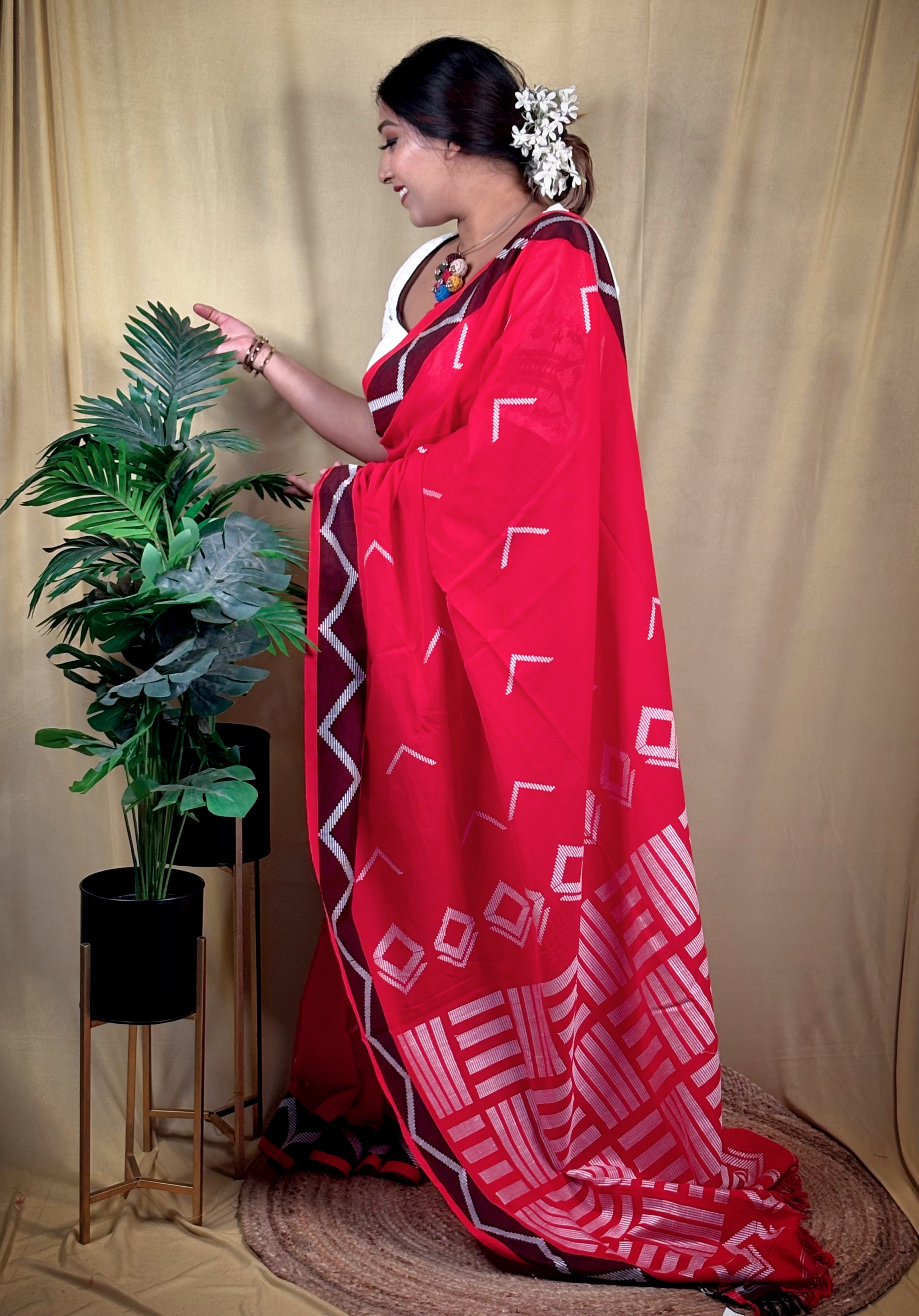 Tuktuke Laal Dhoniyakhali Saree (Pure Handloom Cotton)