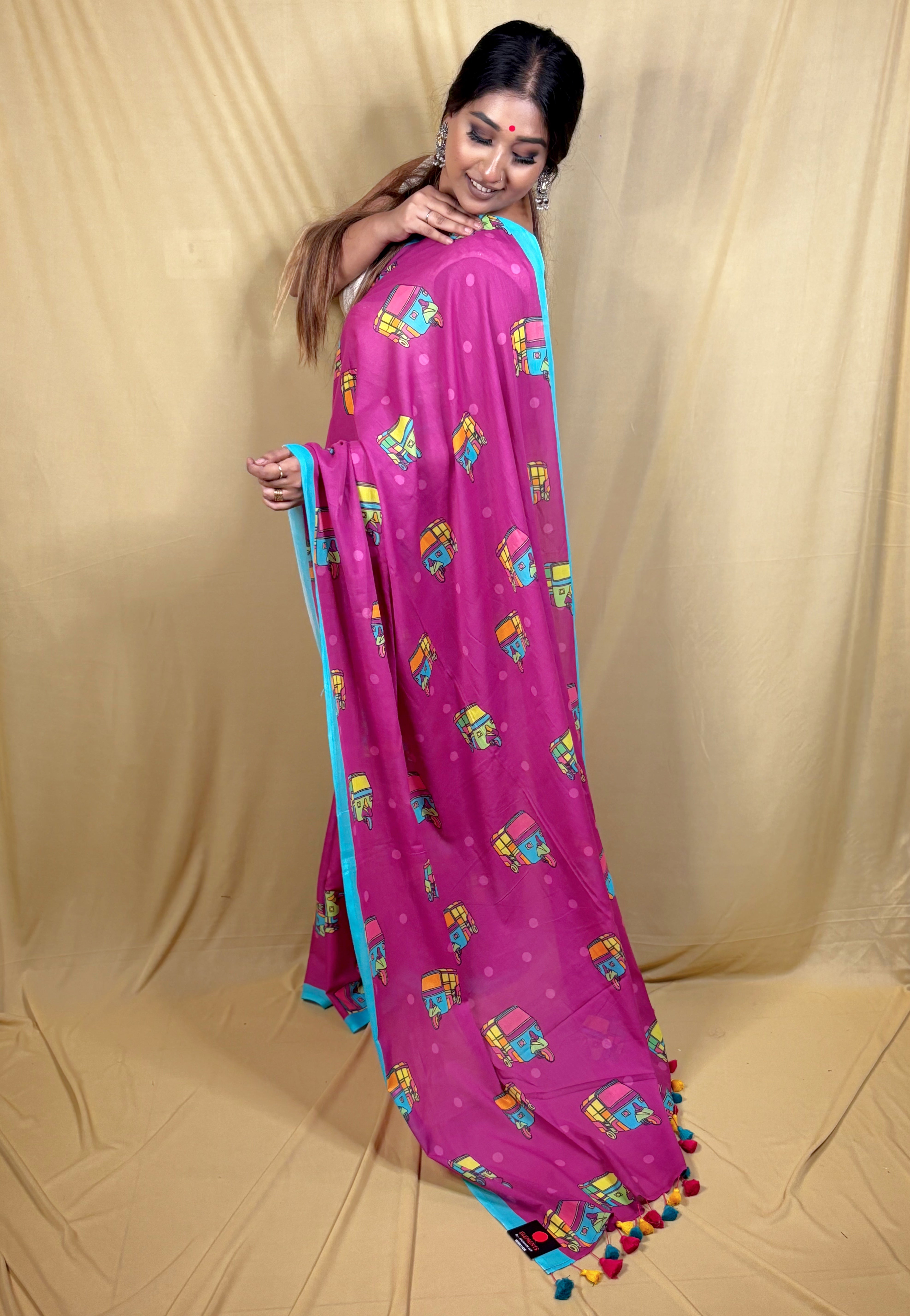 Auto-Rishka Saree