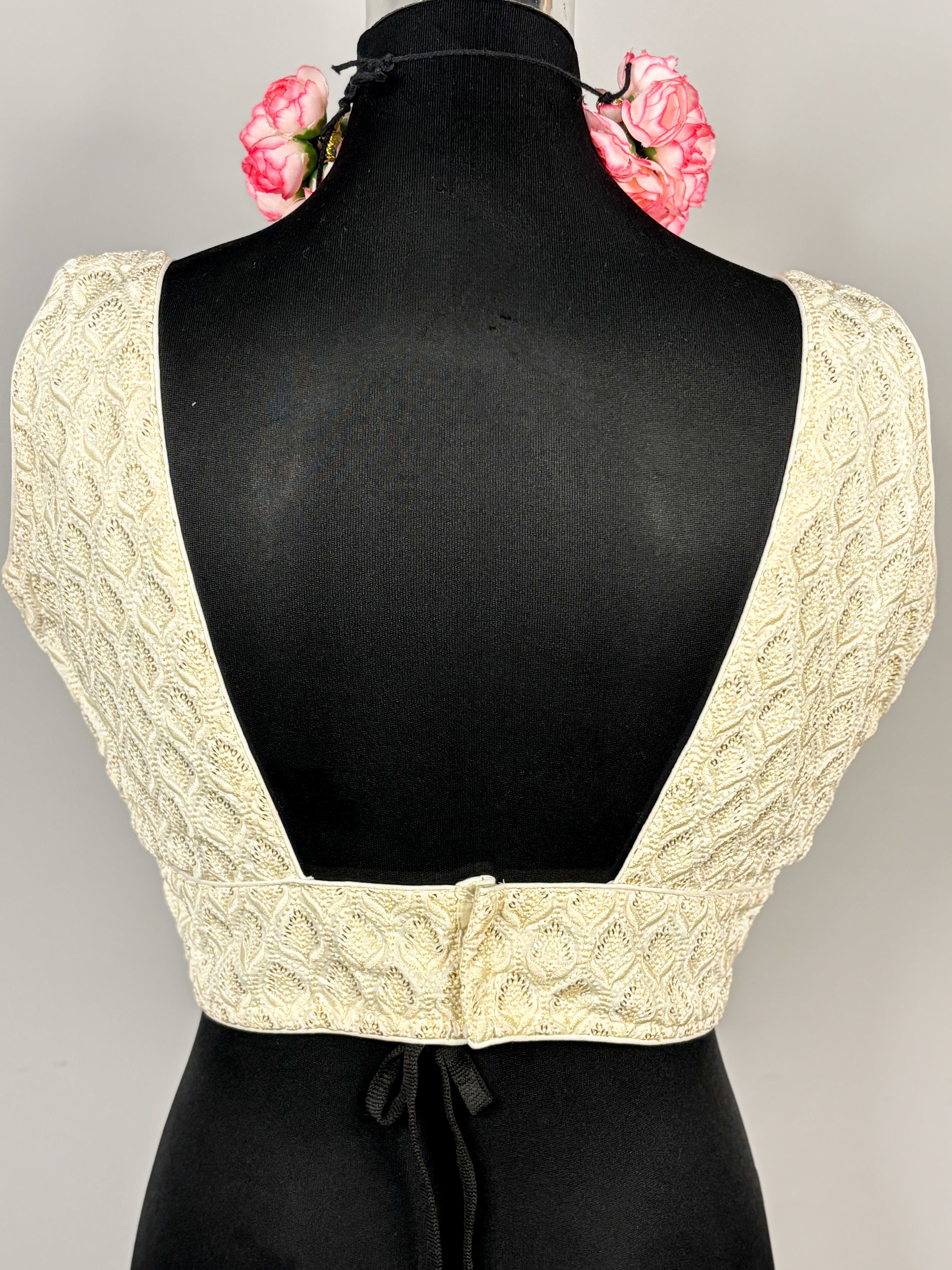 Off-White Self-Intricate Detailing Blouse