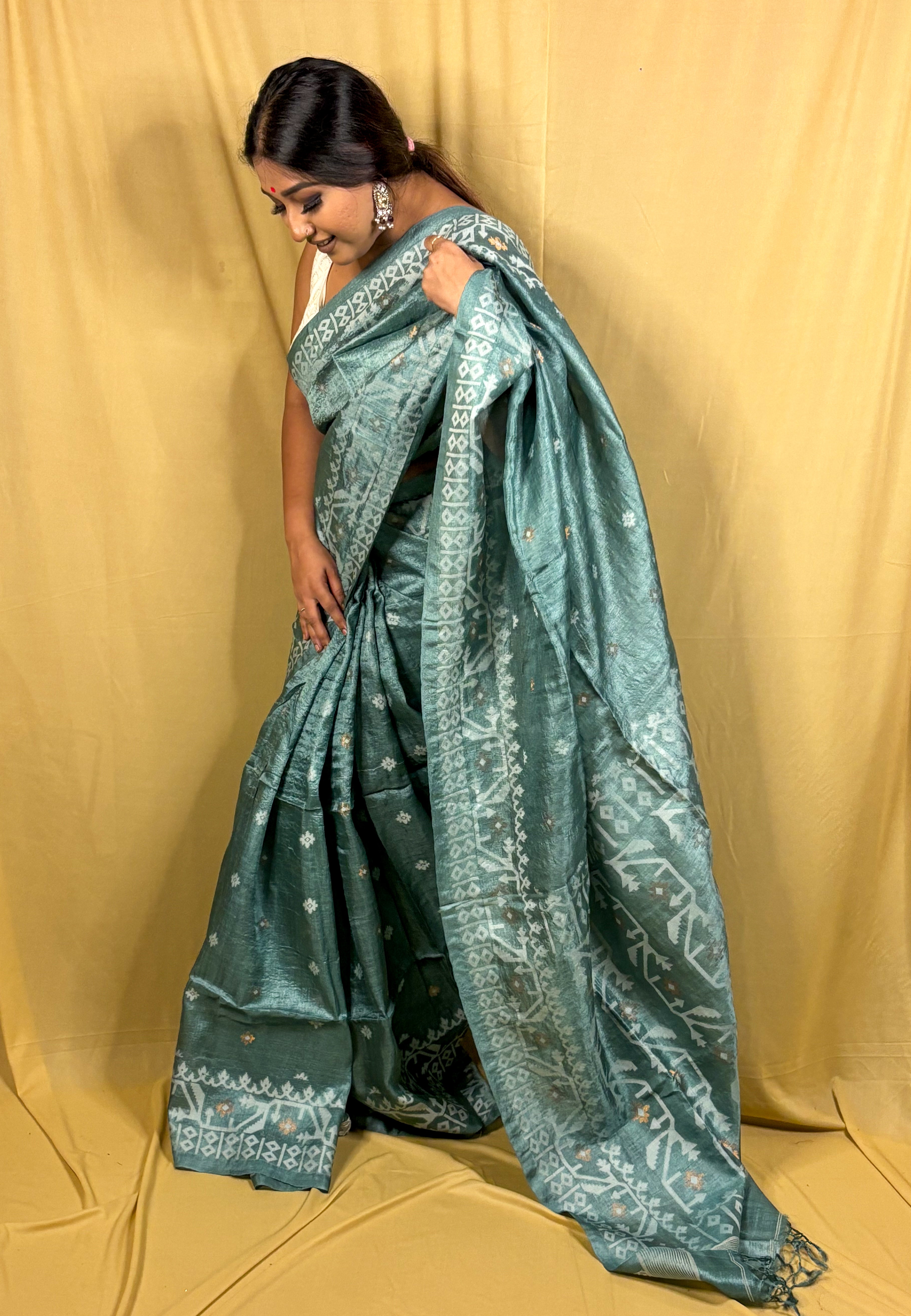 Pure Gachi Tussar Needlework Jamdani Saree